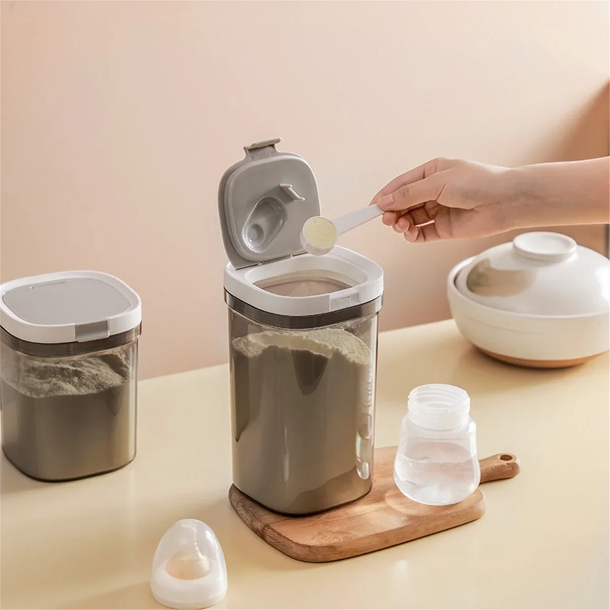 ABLG Airtight Coffee Storage Container, 800ML Plastic Kitchen Canister with Lid for Coffee Bean, Flour, Sugar, Cereal