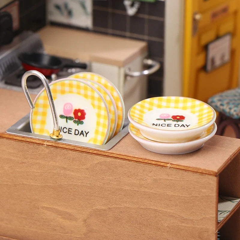 5Pcs 1/12 Dollhouse Mini Plates Dishes Model Dollhouse Simulation Kitchen Decoration Dolls House Accessories Pretend Play Toys