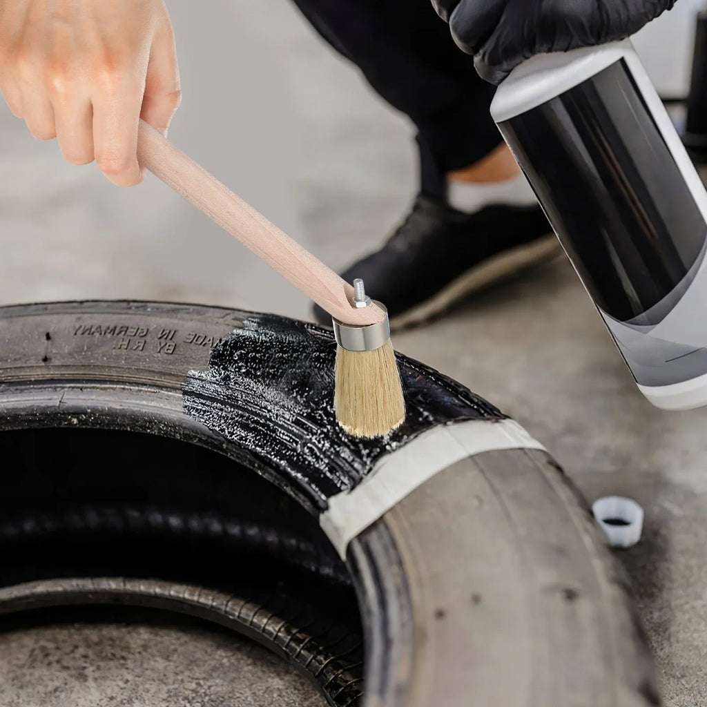 25cm Tire Brush with Wooden Handle for Efficient Lubrication and Detailed Cleaning in Hardtoreach Areas Tire Tools