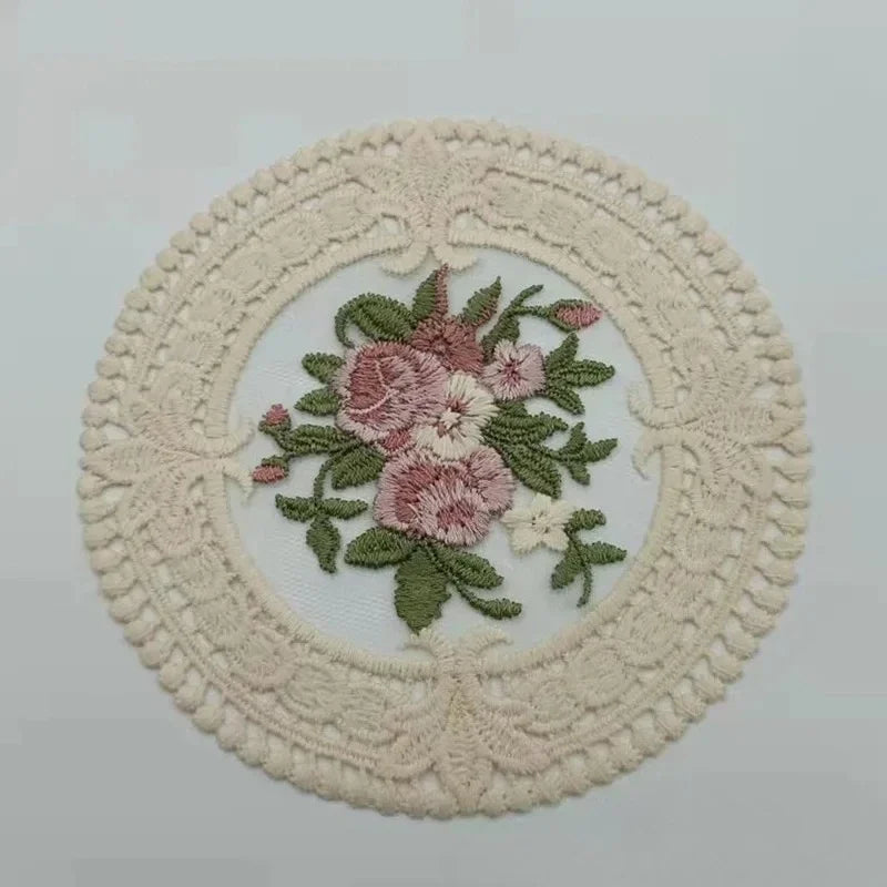 1Pc Dinning Lace Table Cover Embroidered Table Cloth Elegant Round Tablecloth Coffee Coasters Napkin Party Wedding Decoration