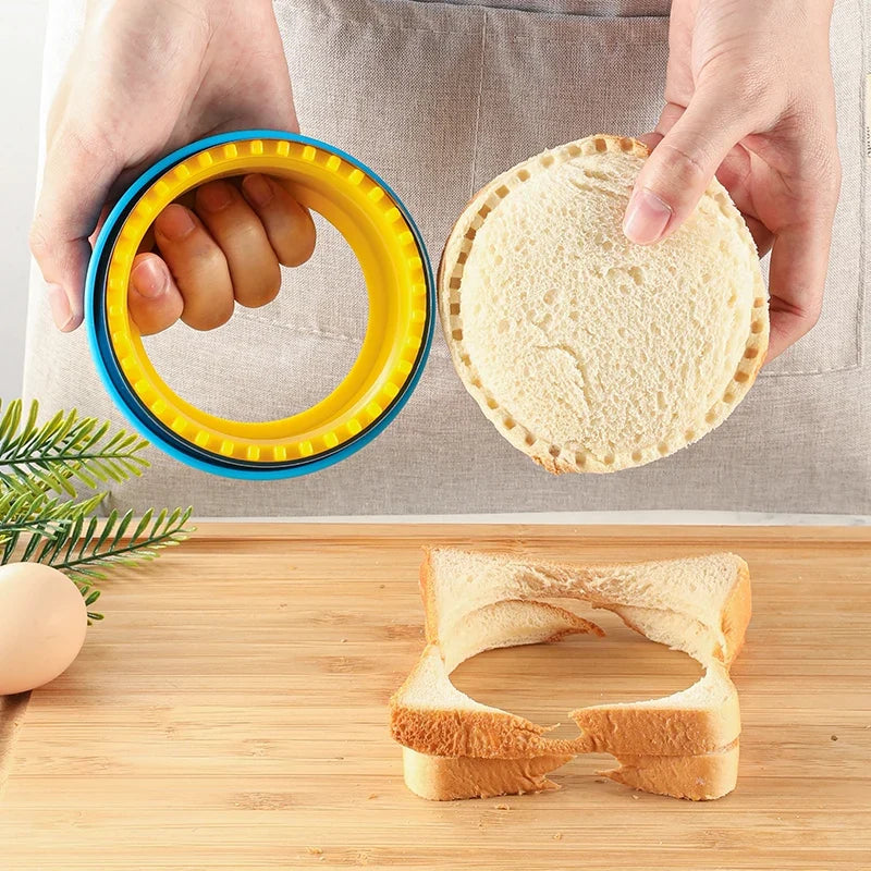Sandwich cutting and sealing machine, biscuit plastic cutting machine, household kitchen tools, baking molds, creative cutting