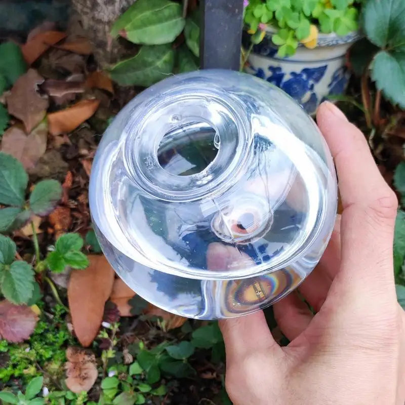 500ml Automatic Watering Bulbs Transparent Watering ball Spikes Reusable Balcony Plants Flowers Watering Device