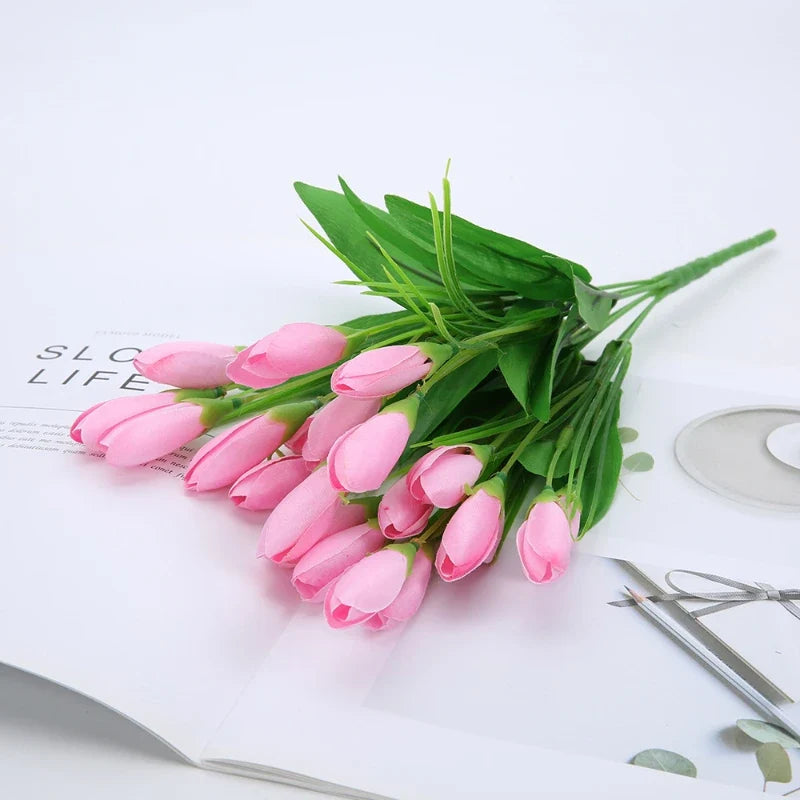 35CM Artificial Magnolia Flower Bud Restaurant Hotel Dining Table Decoration Silk Flower Balcony Scenery Small Magnolia Flowers