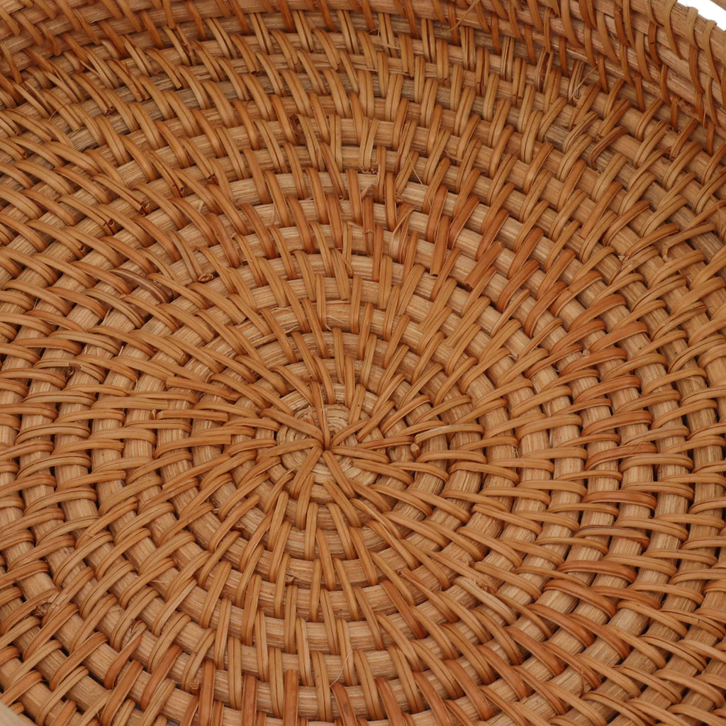 Coffee Table Decorative Tray Traditional Design Round Serving Tray with Solid Wood Handle Hand Woven Large Capacity for Home