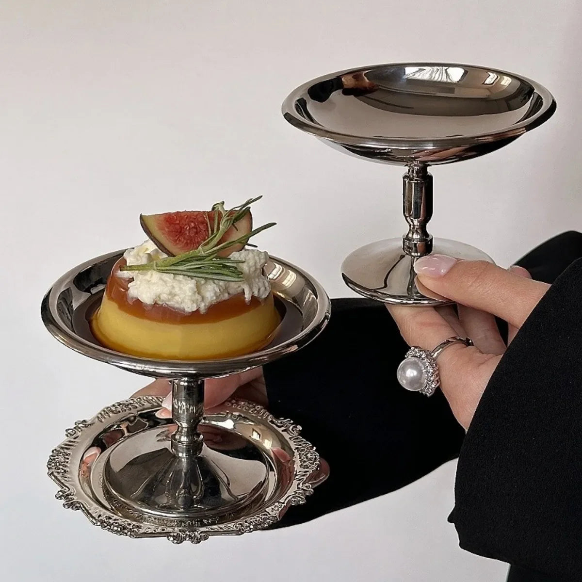 Ice Cream Cup Stainless Steel 304 Serving Dessert Bowl Cups Sauce Bowls Mini Round Footed Yogurt Snack Candy Cup for Salad Fruit