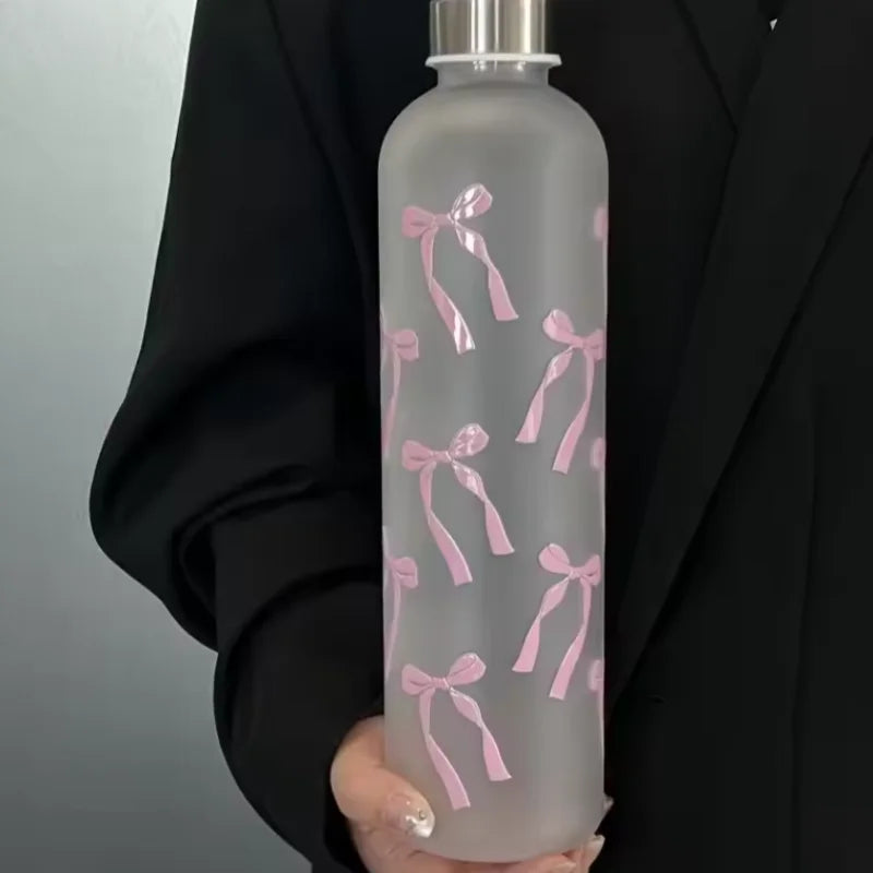 1000ml Butterfly Style Water Bottle, Gradient Matte Plastic Sports Flask, Anti-Slip Leak-Proof Gym Thermos with Silver Color Lid