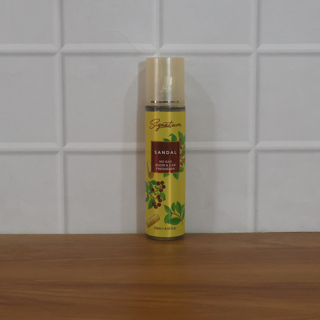 Signature Sandal Room  Car Freshener Spray 250 Ml