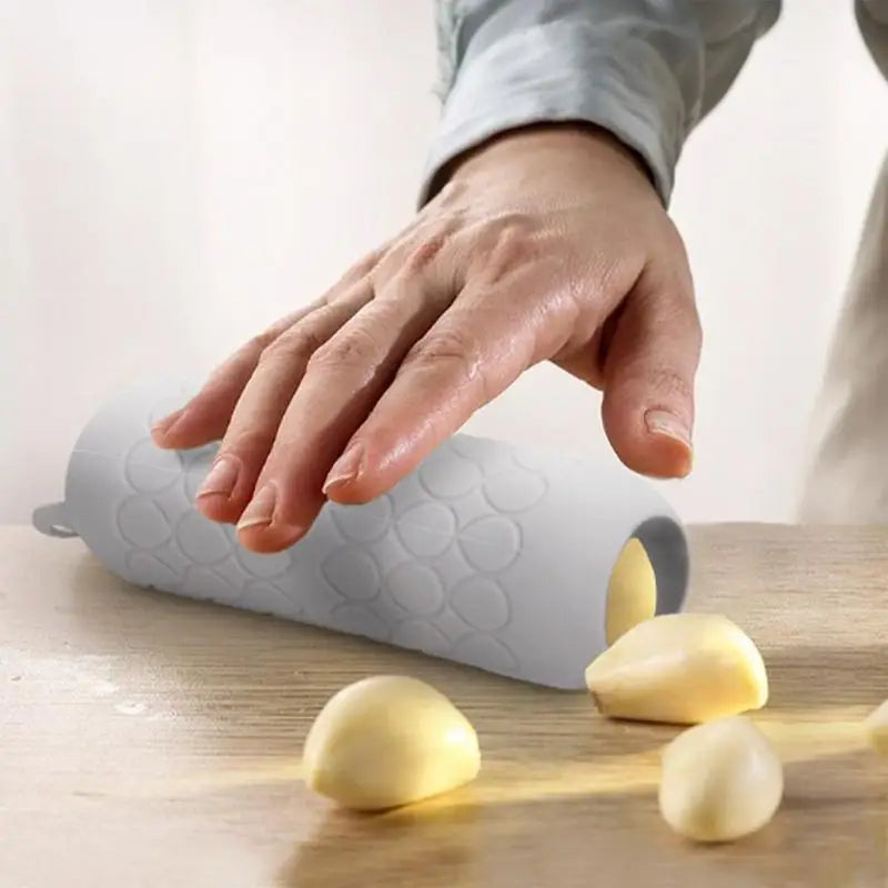 Garlic Peeler Tube Silicone Quick To Peeled Garlic Cloves Small Garlic Skin Remover Kitchen Gadgets For Cooking Kitchen Tools