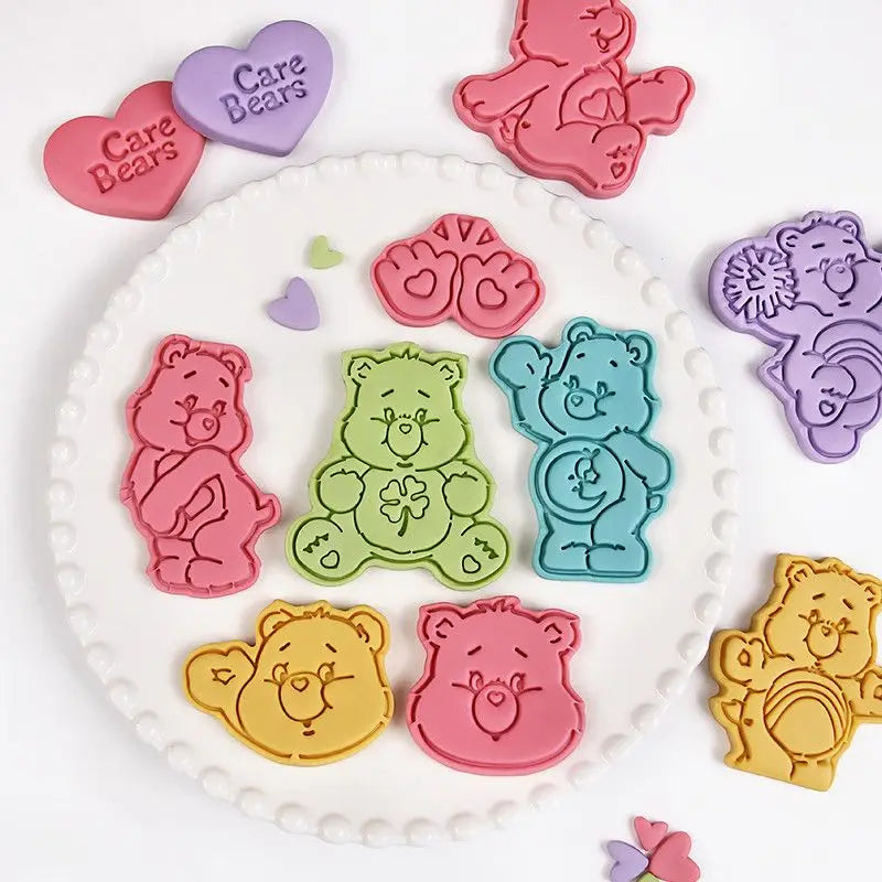 Cartoon Kawaii Care Bear Cookie Molds Sugar Flipping Cookie Cutting Molds 3D Pressable Biscuit Mold Kitchen Baking Pastry Tools