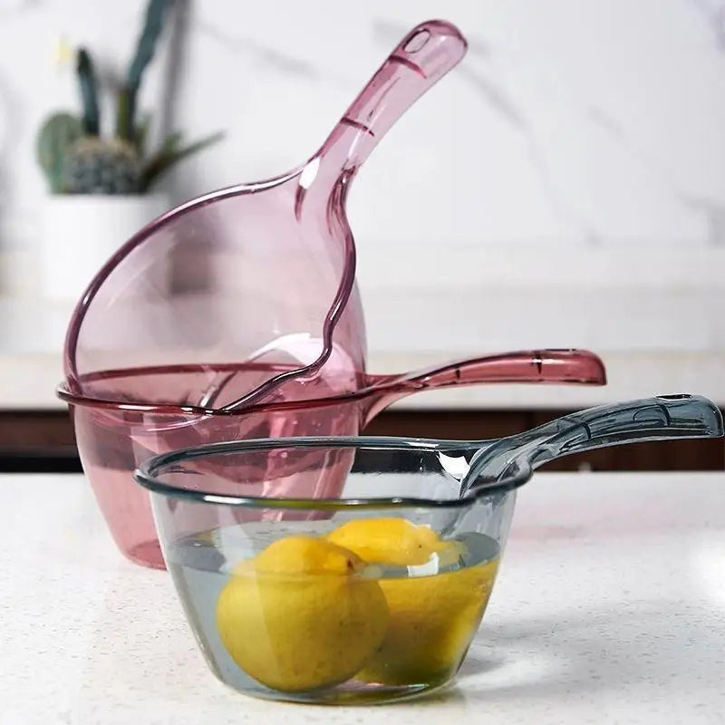 1Pcs Household Creative Water Ladle Wrestling Not Broken Transparent Water Scoop Thickened Plastic Spoon Kitchen Utensils