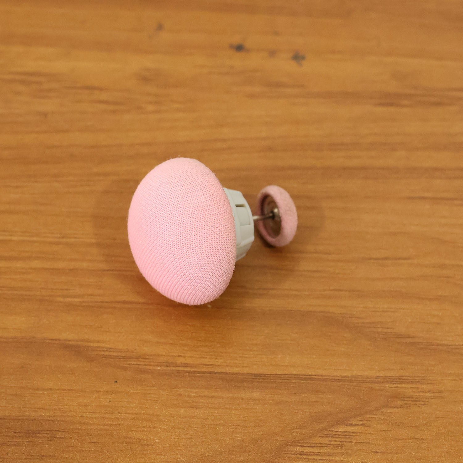 Soft Duvet Button Clip For Bedding  Curtains (1 Pc)